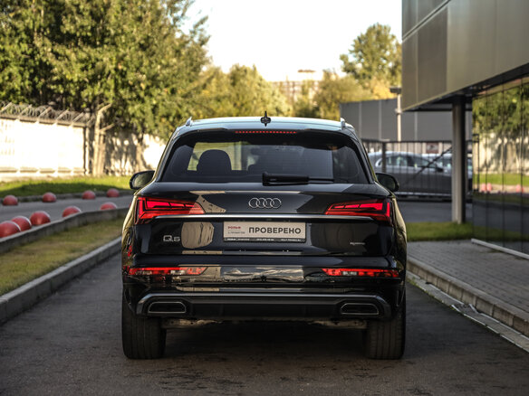 2021 Audi Q5 45 TFSI II (FY) Рестайлинг, чёрный, 3999000 рублей - вид 6