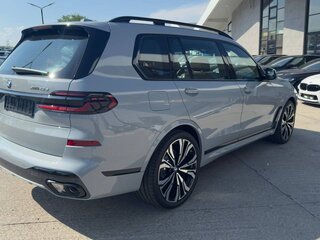 2026 BMW X7 40d I (G07) Рестайлинг, серебристый, 17989000 рублей, вид 5