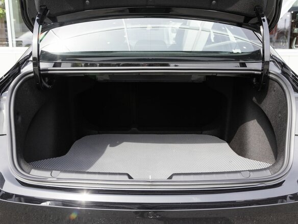 2026 Geely Preface I, чёрный, 3296691 рублей - вид 25