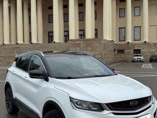 2022 Geely Coolray I, белый, 1670000 рублей, вид 3