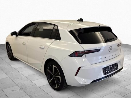 2023 Opel Astra L, бежевый, 1850000 рублей, вид 3