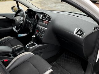 2012 Citroen C4 II, белый, 530000 рублей, вид 5