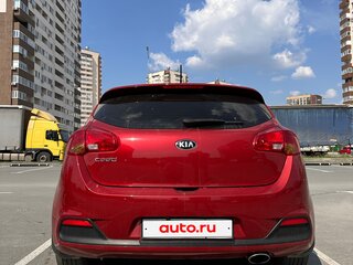 2015 Kia Ceed II, красный, 999999 рублей, вид 3