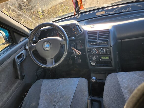 2004 Lada (ВАЗ) 2110, серебристый, 120000 рублей - вид 6