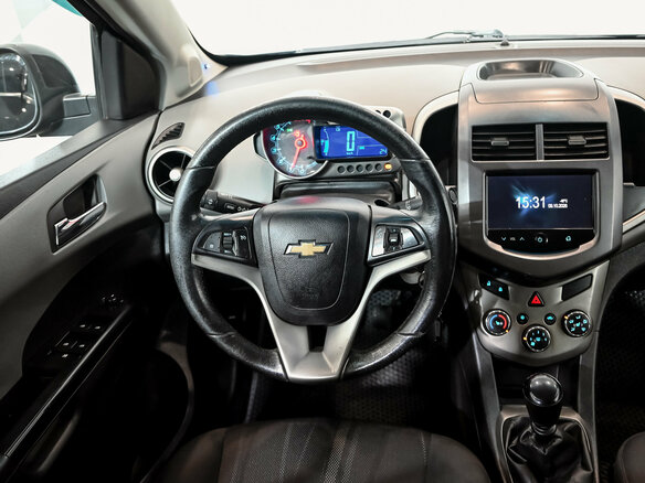 2013 Chevrolet Aveo II, чёрный, 585000 рублей - вид 12