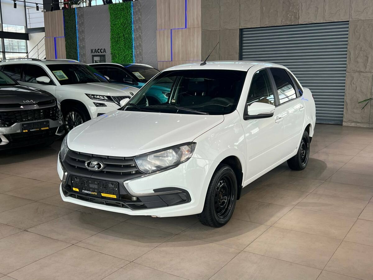 Открыть фотографии: Lada (ВАЗ) Granta I Рестайлинг