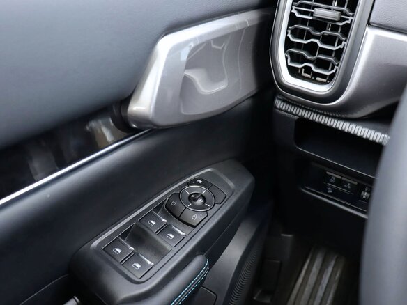 2025 Ford Ranger T6.2, синий, 5040000 рублей - вид 21