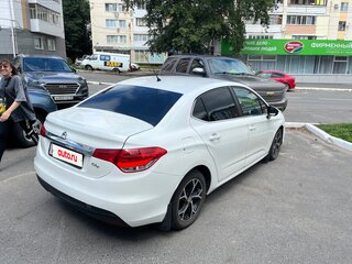 2013 Citroen C4 II, белый, 630000 рублей, вид 2