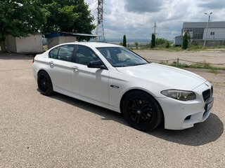2013 BMW 5 серии 520i VI (F10/F11/F07), белый, 1550000 рублей, вид 2