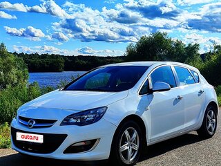 2013 Opel Astra J Рестайлинг, белый, 750000 рублей, вид 2