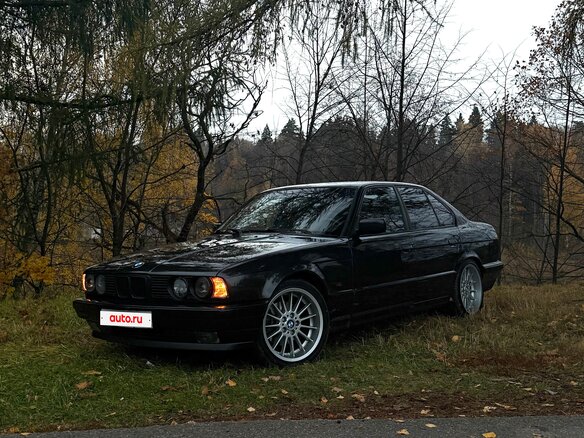 1992 BMW 5 серии 520i III (E34), чёрный, 700000 рублей