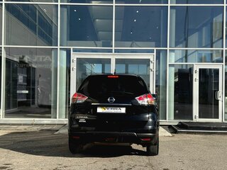 2016 Nissan X-Trail III, чёрный, 1900000 рублей, вид 5