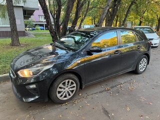 2018 Kia Ceed III, чёрный, 1700000 рублей, вид 4