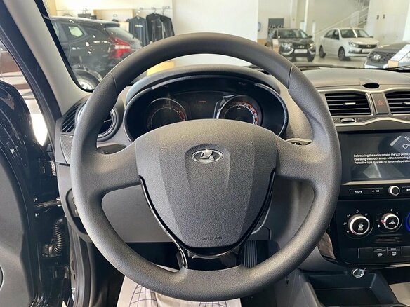 2026 Lada (ВАЗ) Granta Cross I Рестайлинг, чёрный, 1371000 рублей - вид 11