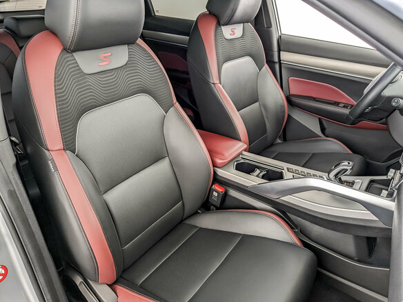 2022 Geely Coolray I, серый, 1550000 рублей - вид 23