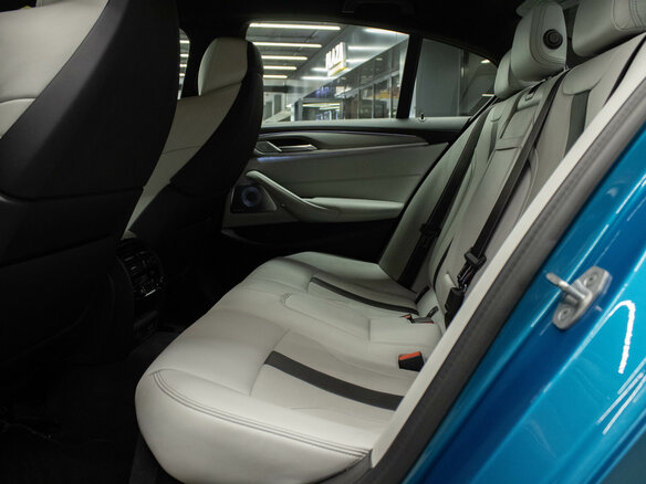 2020 BMW M5 Competition VI (F90) Рестайлинг, голубой, 9469000 рублей - вид 15