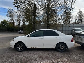 2001 Toyota Corolla IX (E120, E130), белый, 400000 рублей, вид 1