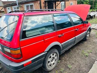 1991 Volkswagen Passat B3, красный, 350000 рублей, вид 2