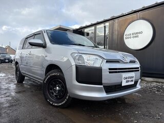 2023 Toyota Probox I Рестайлинг, серебристый, 815700 рублей, вид 5
