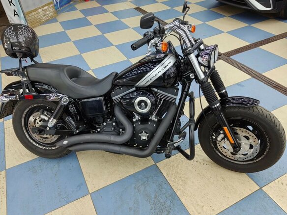 2016 Harley-Davidson Fat Bob, чёрный, 1300000 рублей - вид 3
