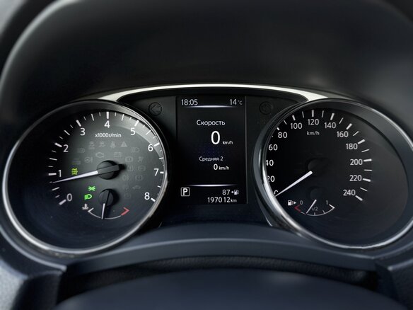 2015 Nissan X-Trail III, чёрный, 1650000 рублей - вид 12