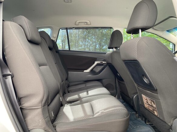 2011 Toyota Verso I, белый, 1190000 рублей - вид 13