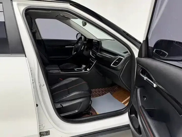 2021 Kia KX3, белый, 1323000 рублей - вид 9