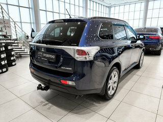 2013 Mitsubishi Outlander III, синий, 1350000 рублей, вид 5