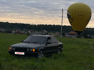 1991 BMW 5 серии 520i III (E34), зелёный, 300000 рублей, вид 4