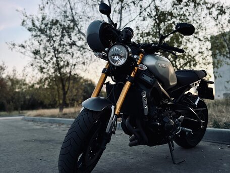 2017 Yamaha XSR900, серебристый, 830000 рублей, вид 2
