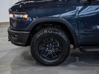 2025 Ram 1500 Crew Cab V Рестайлинг, синий, 8590000 рублей, вид 5