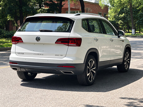 2022 Volkswagen Tharu I, белый, 1850000 рублей, вид 4