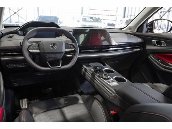 2026 Changan UNI-S I, красный, 3229900 рублей - вид 8