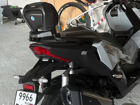 2024 Honda ADV350, серебристый, 1099000 рублей, вид 5