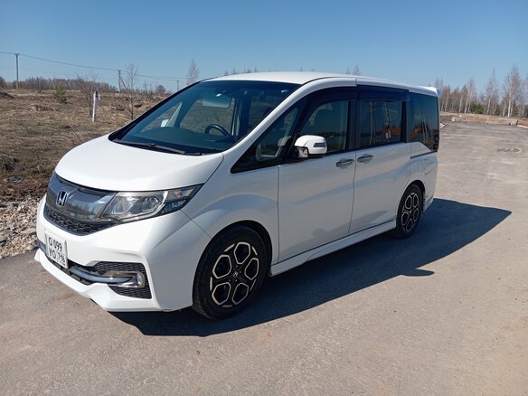 2015 Honda Stepwgn Spada V, белый, 1780000 рублей