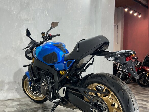 2022 Yamaha XSR900, синий, 1030000 рублей - вид 5
