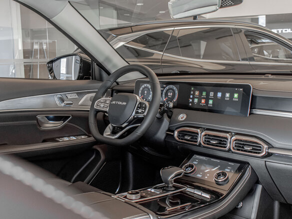 2026 Jetour X70+ I Рестайлинг, зелёный, 3399000 рублей - вид 10