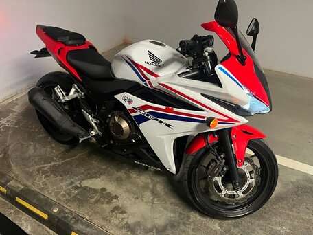 2016 Honda CBR 400R, белый, 580000 рублей, вид 1