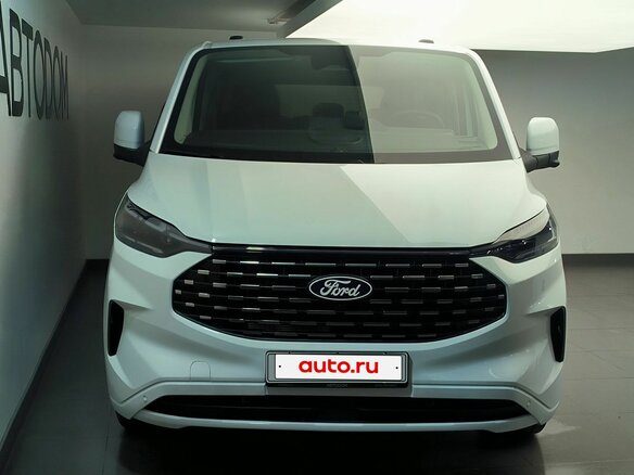 2026 Ford Tourneo Custom LWB II, белый, 9980000 рублей - вид 4