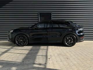 2024 Porsche Cayenne Turbo GT Coupé III Рестайлинг, чёрный, 24900000 рублей, вид 2