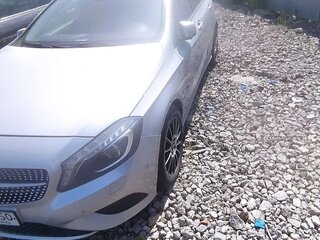 2013 Mercedes-Benz A-Класс 180 III (W176), серебристый, 879000 рублей, вид 5