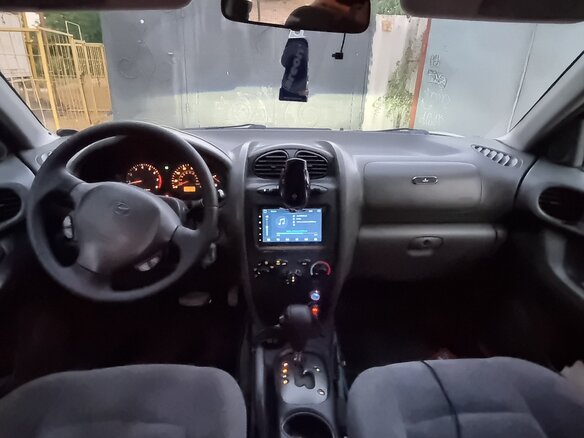 2001 Hyundai Santa Fe I, серебристый, 500000 рублей - вид 5