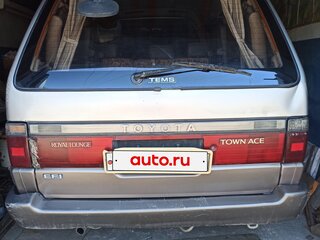 1991 Toyota Town Ace II Рестайлинг 2, коричневый, 329000 рублей, вид 3