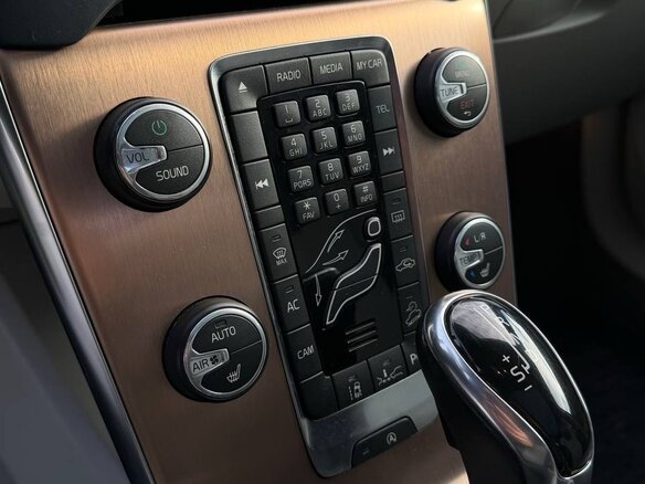2013 Volvo V40 Cross Country I, серый, 1250000 рублей - вид 11