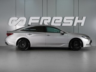 2023 Toyota Avalon V Рестайлинг, серебристый, 3699000 рублей, вид 5