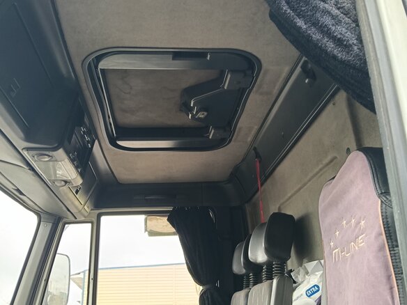 2002 Iveco EuroCargo, белый, 750000 рублей - вид 16