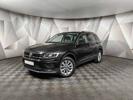 2018 Volkswagen Tiguan II, чёрный, 2620000 рублей, вид 1