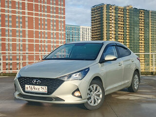 2020 Hyundai Solaris II Рестайлинг, серебристый, 1470000 рублей, вид 2