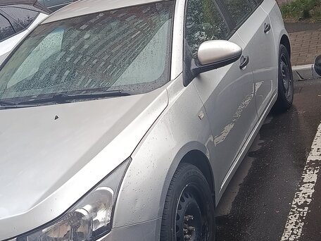 2012 Chevrolet Cruze I, серебристый, 627000 рублей, вид 4