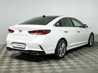 2017 Hyundai Sonata VII (LF) Рестайлинг, белый, 1749000 рублей, вид 5